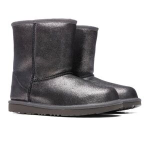 NWOT UGG Metallic Glitter Boots Size 6 fits like a 7